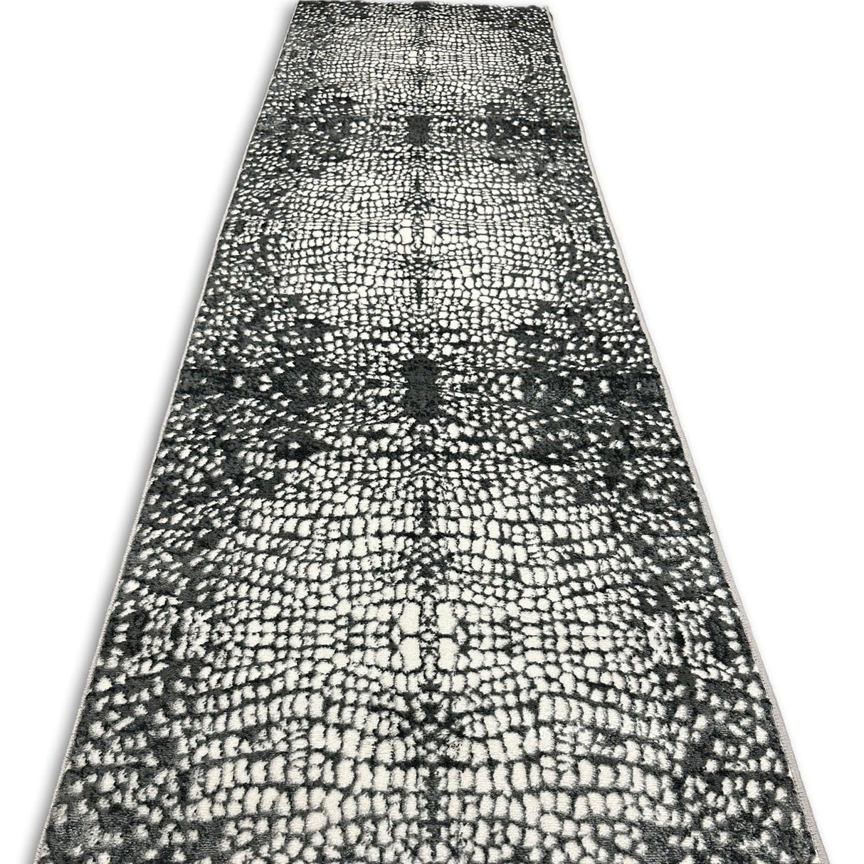 Tess 908 Gray Polypropylene Area Rug - Gray, Soft Backing, Power-Loomed, Stain And Fade Resistant (5' 3" X 7' 4")