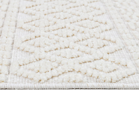 TIA 101 Microfiber Chenille Area Rug Fabric - Soft White/Cream Bohemian Motif, High-Low Texture, 5' 3" X 7' 6" And 7' 9" X 10' 5" (1 Rug)
