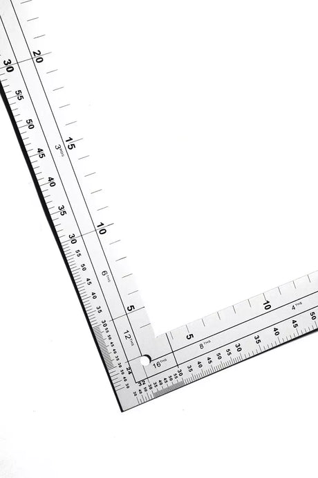 Fairgate Heavy-Duty Aluminum L-Square Ruler for Design & Layout