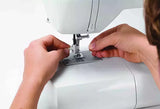 Singer 6699 Starlet Sewing Machine 100-Stitch LCD - Quilting & Buttonholes
