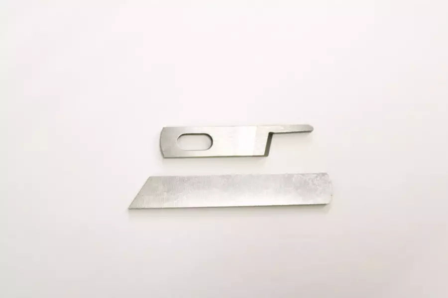 JUKI Lower Knife and Upper Knife Set - MO Series Compatibility