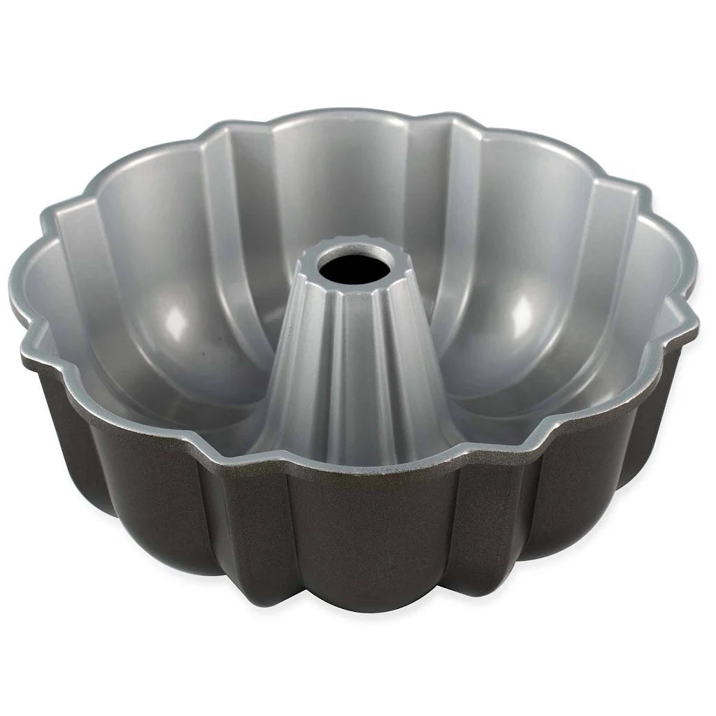 Nordic Ware Pro Cast Original Bundt Pan, 12 Cup