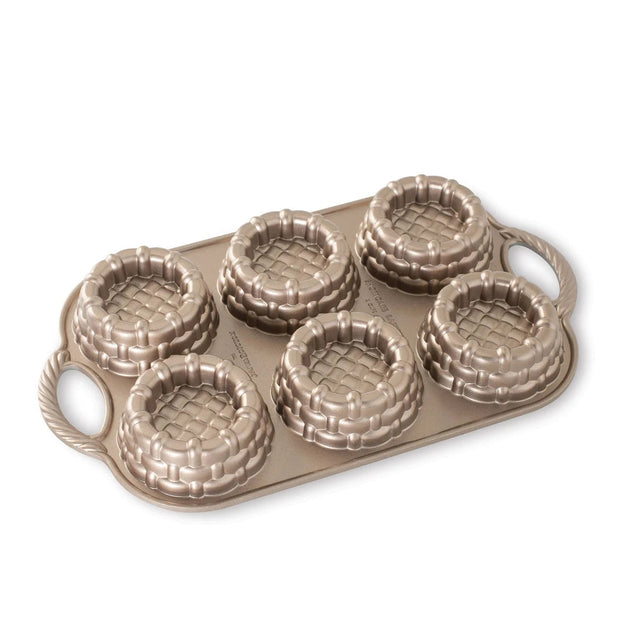 Nordic Ware Shortcake Baskets Bundt Cake Pan