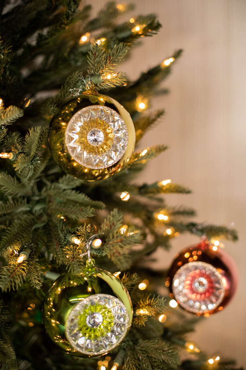 4.5” Witch Eye Ornament - Medium