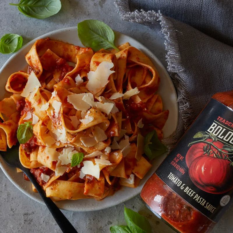 Trader Joe's Bolognese Style Tomato & Beef Pasta Sauce 24 oz