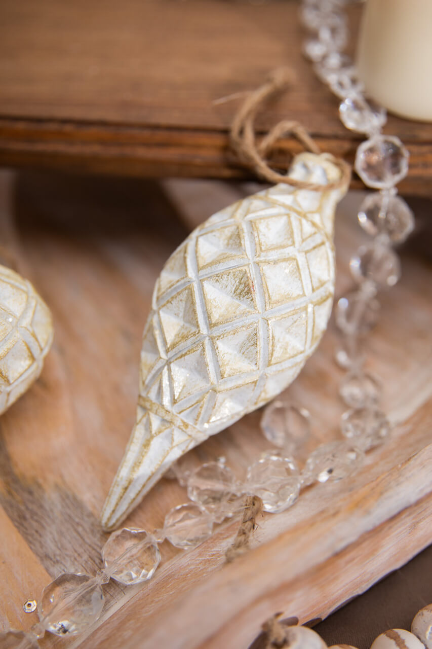 4” Resin Weathered Diagonal Ornament