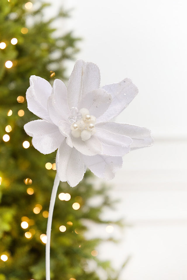 18" x 9.5" White Jewel Magnolia Stem