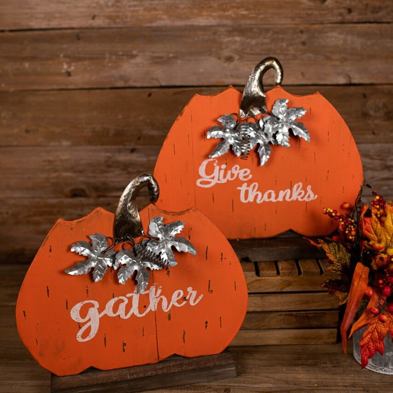 15x16 Wooden/Metal Greeting Pumpkin