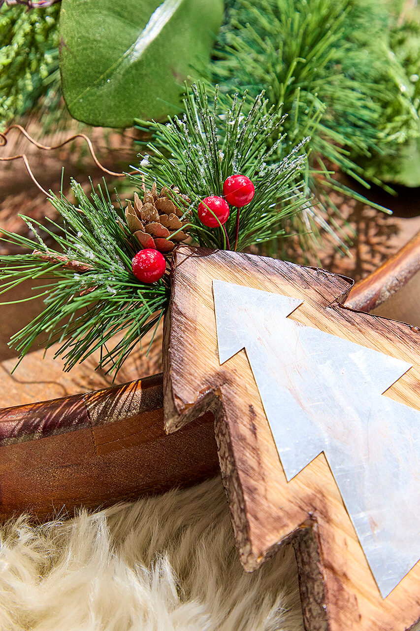 7" Hanging Christmas Tree Ornament