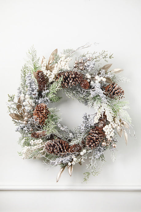 24" Rustic Christmas Wreath