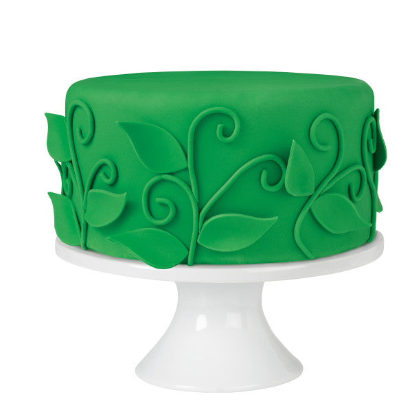 Wilton Decorator Preferred Green Fondant, 24 oz. Fondant Icing